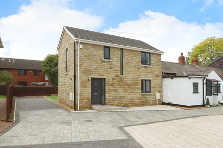 The Bungalows, 3 bedroom Detached House for sale, £325,000