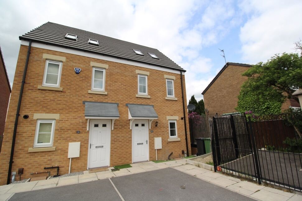 Main image of 3 bedroom Semi Detached House to rent, Langbar Approach, Leeds, West Yorkshire, LS14