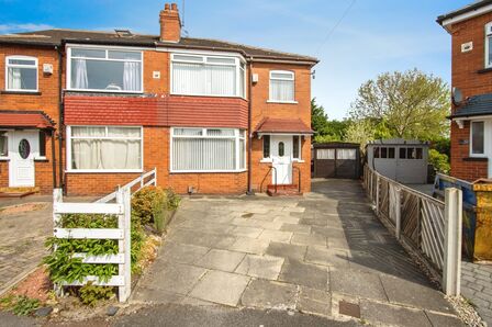 Greenway, 3 bedroom Semi Detached House for sale, £290,000