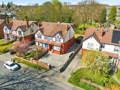 Manston Gardens, 4 bedroom Semi Detached House for sale, £575,000