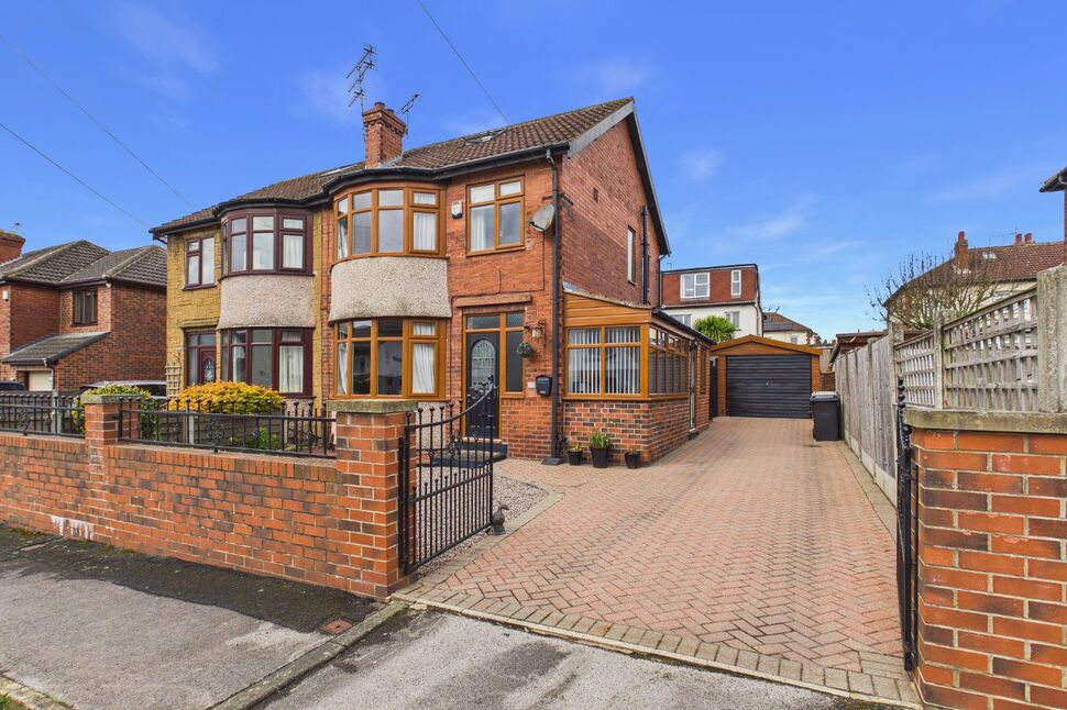 Main image of 3 bedroom Semi Detached House for sale, Barrowby Avenue, Leeds, West Yorkshire, LS15