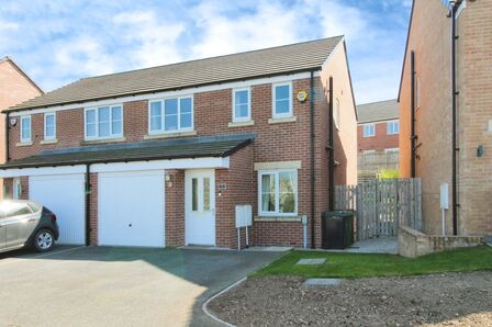 Haver Rise, 3 bedroom Semi Detached House for sale, £290,000