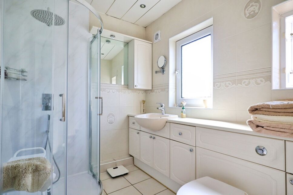 Shower Room / WC