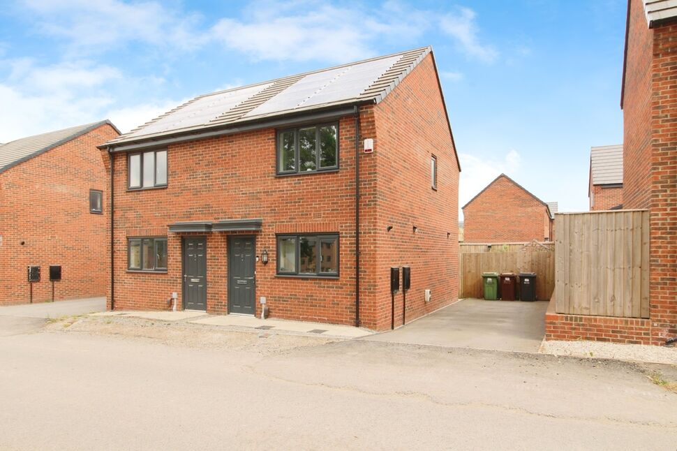 Main image of 2 bedroom Semi Detached House for sale, Calla Grove, Seacroft, West Yorkshire, LS14