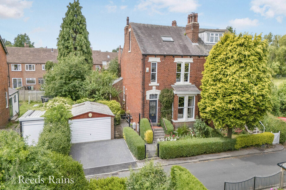 Main image of 4 bedroom Semi Detached House for sale, The Avenue, Crossgates, West Yorkshire, LS15