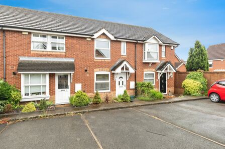 2 bedroom Mid Terrace House for sale