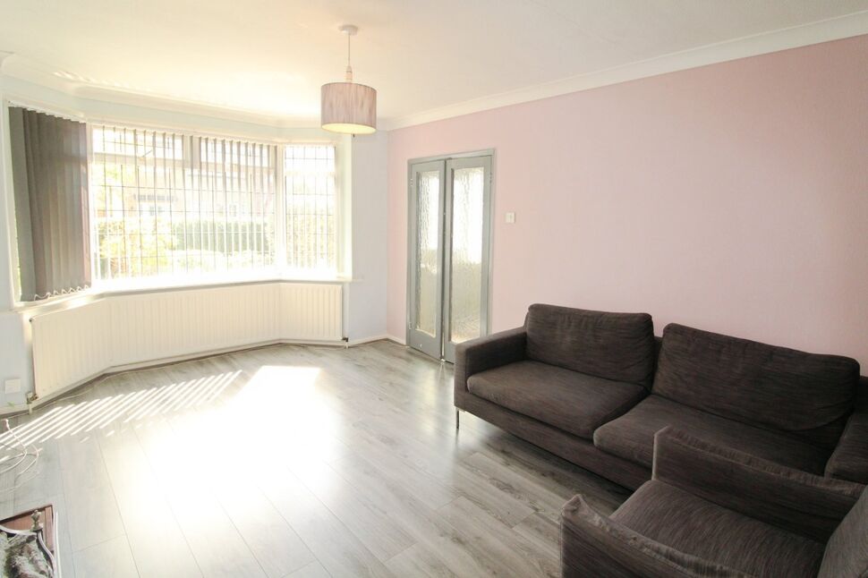 Lounge / Dining Room