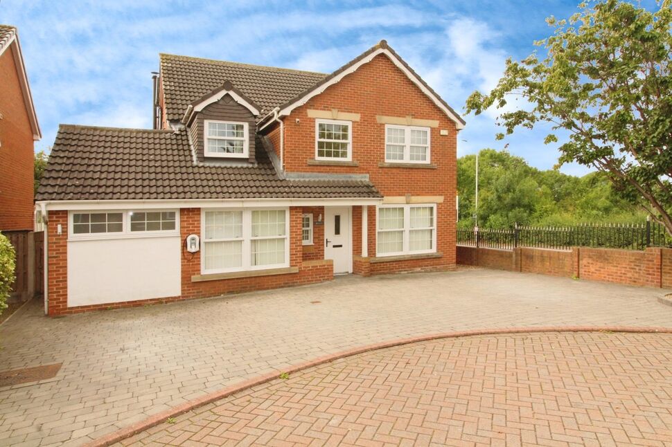 Main image of 7 bedroom Detached House for sale, Silkstone Close, Garforth, West Yorkshire, LS25
