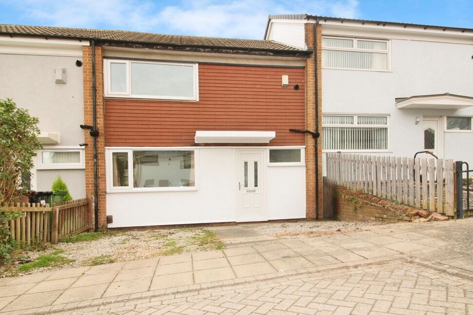 Main image of 2 bedroom Mid Terrace House to rent, Sherburn Approach, Leeds, West Yorkshire, LS14