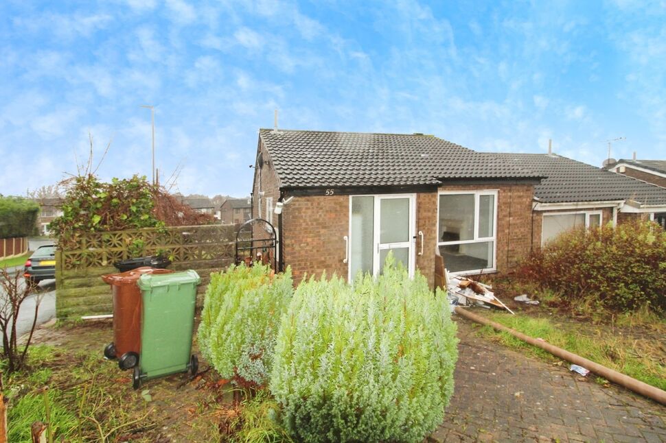 Main image of 2 bedroom Semi Detached Bungalow for sale, Sandgate Drive, Kippax, West Yorkshire, LS25