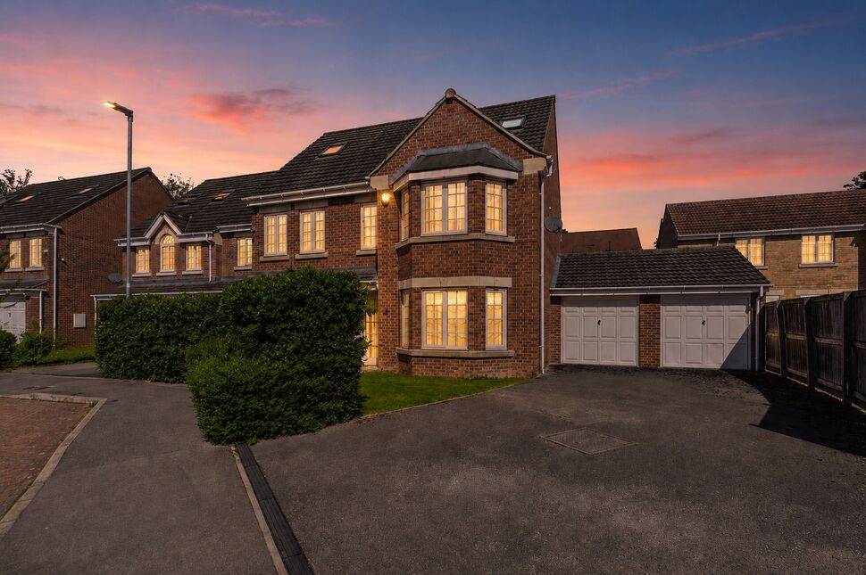 Main image of 5 bedroom Detached House for sale, Lilac Court, Leeds, West Yorkshire, LS14