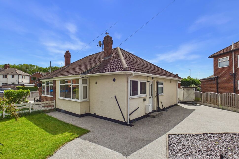 Main image of 2 bedroom Semi Detached Bungalow for sale, Detroit Avenue, West Yorkshire, LS15
