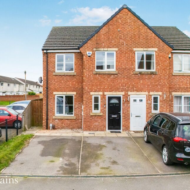 Main image of 3 bedroom Semi Detached House for sale, Whinmoor Way, West Yorkshire, LS14