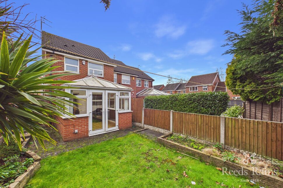 Main image of 2 bedroom End Terrace House to rent, Silkstone Way, Leeds, West Yorkshire, LS15