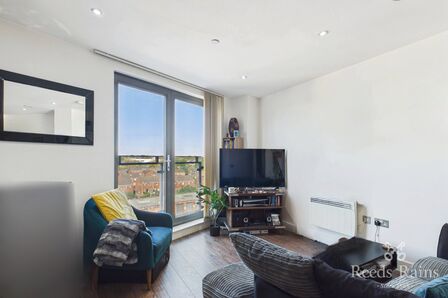 1 bedroom Flat for sale