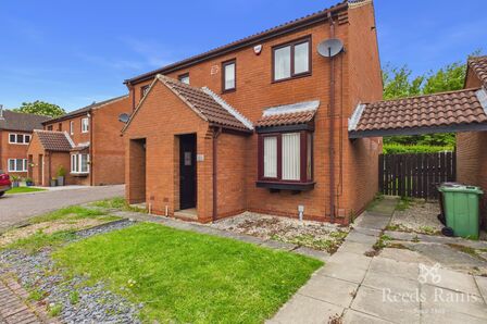 Chantry Garth, 2 bedroom Semi Detached House for sale, &pound;250,000