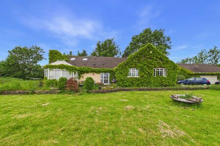 Stockheld Lane, 4 bedroom Detached Bungalow for sale, &pound;750,000