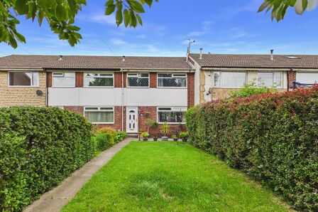 3 bedroom Mid Terrace House for sale