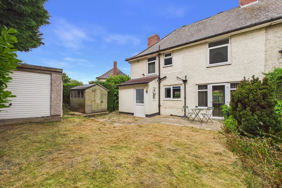Main image of 3 bedroom Semi Detached House for sale, Cross Green Lane, Halton, West Yorkshire, LS15