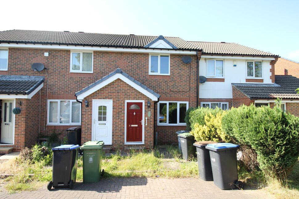 2 bedroom Mid Terrace House for sale