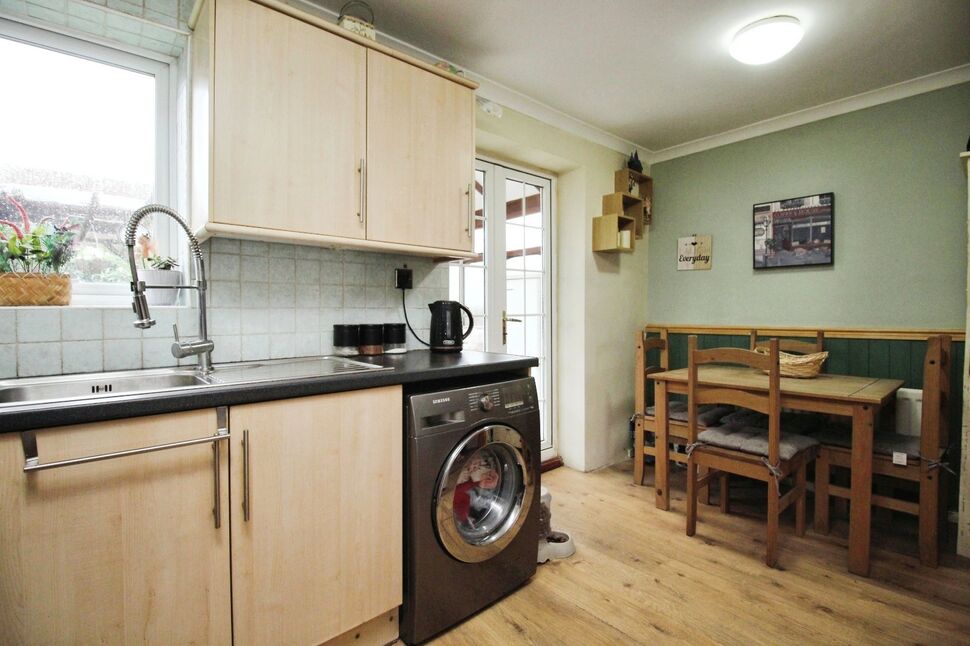 3 bedroom Semi Detached House for sale, Carlton Close, Ouston, DH2 £