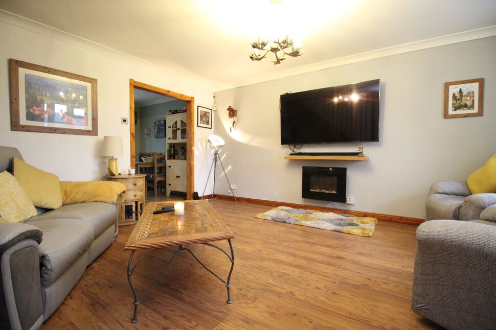 3 bedroom Semi Detached House for sale, Carlton Close, Ouston, DH2 £