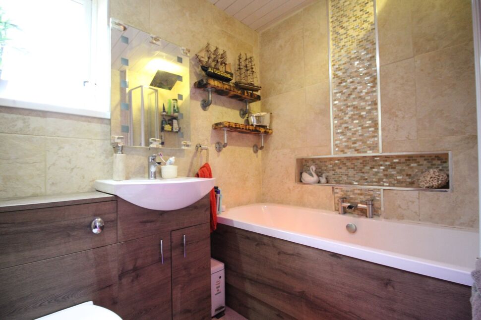 3 bedroom Semi Detached House for sale, Carlton Close, Ouston, DH2 £