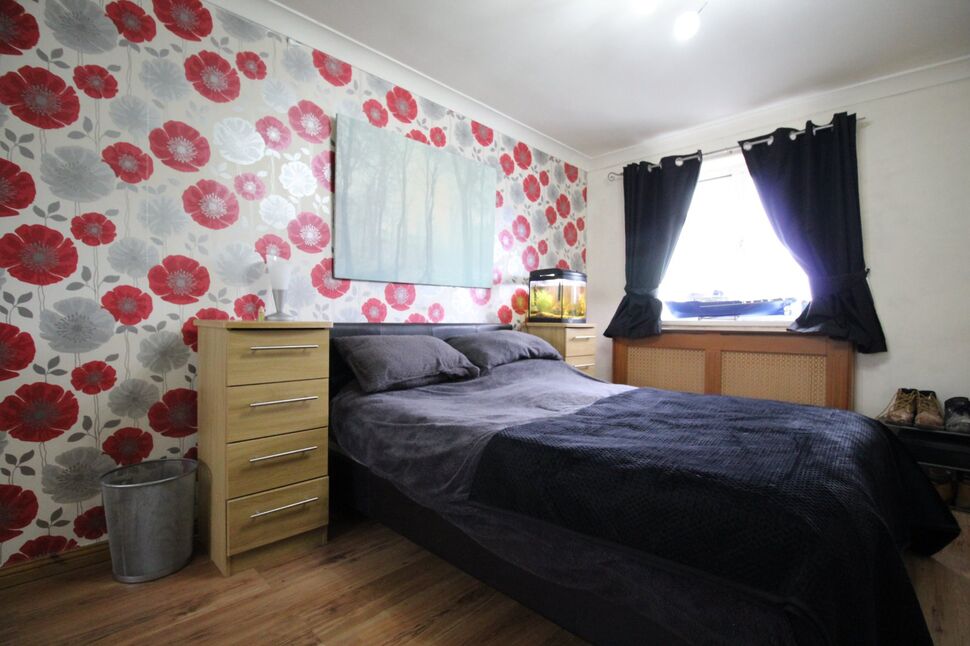 3 bedroom Semi Detached House for sale, Carlton Close, Ouston, DH2 £