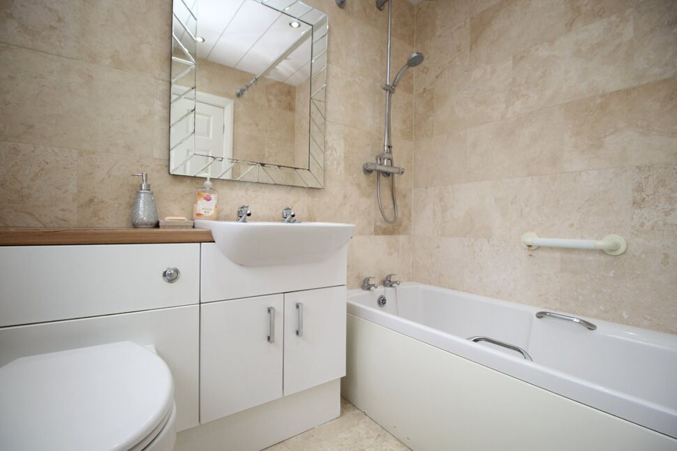 3 bedroom Mid Terrace House for sale, Stone Row, Grange Villa, DH2 £