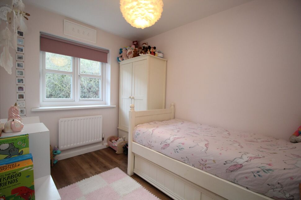 3 bedroom Semi Detached House for sale, Thornton Lea, Pelton, DH2 £