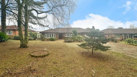 Castle View, 4 bedroom Detached Bungalow for sale, £580,000