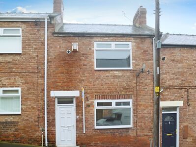 2 bedroom Mid Terrace House for sale
