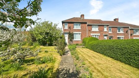 3 bedroom End Terrace House for sale