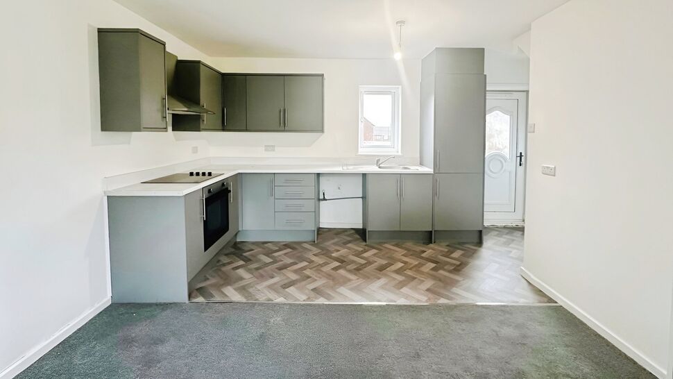 Kitchen / dining room