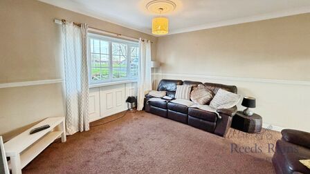 Portland Close, 3 bedroom Semi Detached House for sale, &pound;170,000