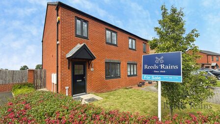 Eden Crescent, 3 bedroom Semi Detached House for sale, &pound;210,000