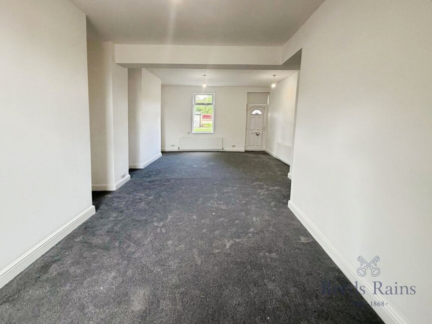 Lounge / Dining Room