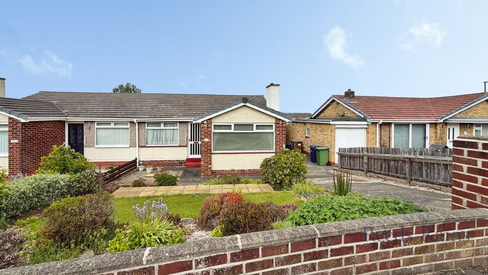 Main image of 2 bedroom Semi Detached Bungalow for sale, Whitefield Crescent, Houghton-le-spring, Sunderland, DH4