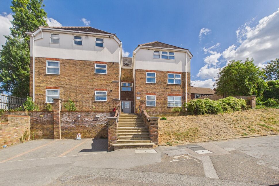 Main image of 2 bedroom Flat to rent, Flat 9 Valley Heights  Joyce Green, Dartford, DA1