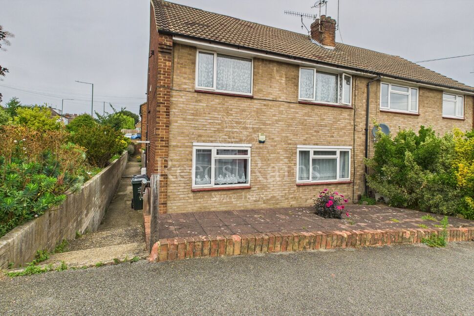 Main image of 2 bedroom  Flat to rent, Dudsbury Road, Dartford, DA1
