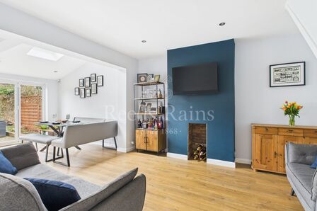 Devonshire Avenue, 5 bedroom Semi Detached House for sale, £675,000