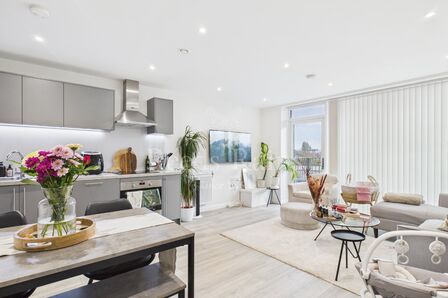 1 bedroom  Flat for sale