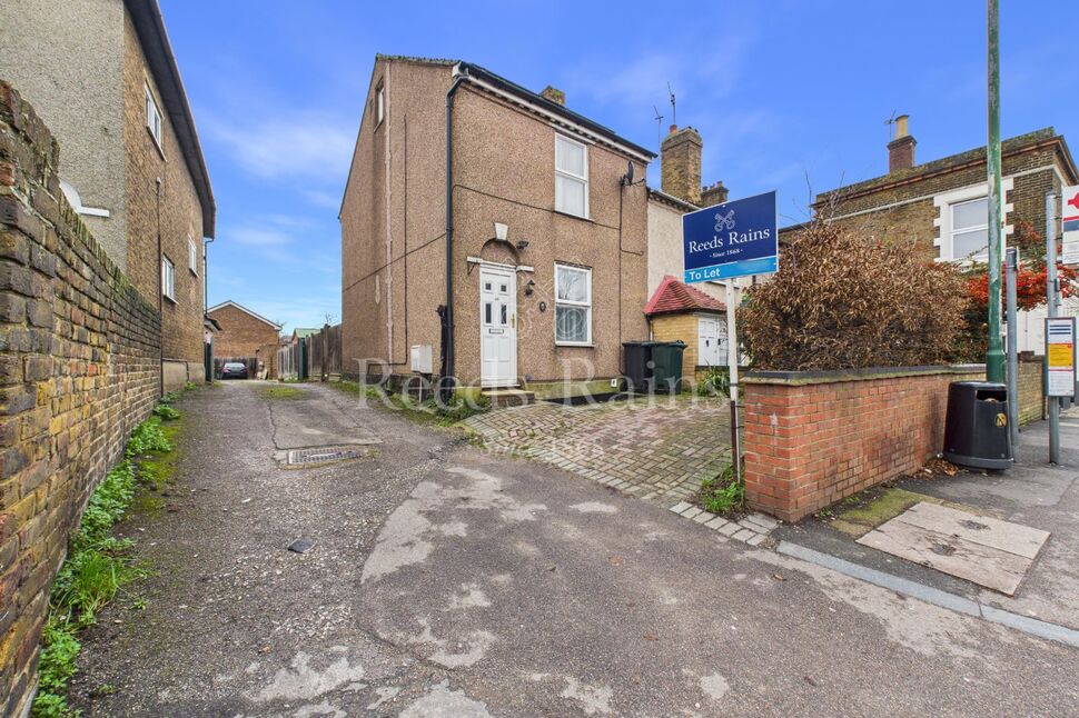Main image of 2 bedroom End Terrace House to rent, West Hill, Dartford, Kent, DA1