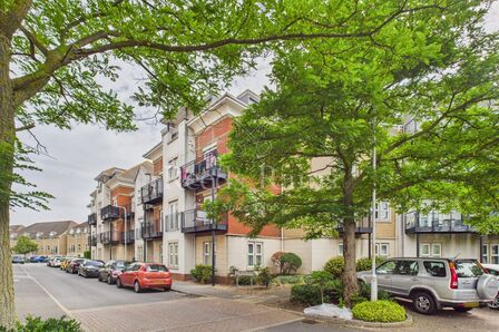 2 bedroom  Flat for sale