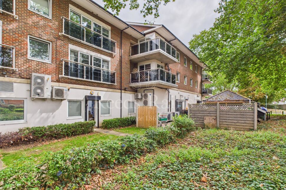 2 bedroom  Flat for sale