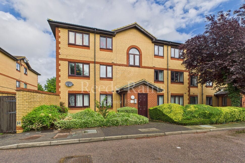 Main image of 1 bedroom Flat for sale, Churchill Close, Dartford, Kent, DA1