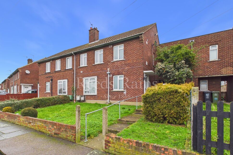 Main image of 2 bedroom Flat for sale, Wellcome Avenue, Dartford, Kent, DA1