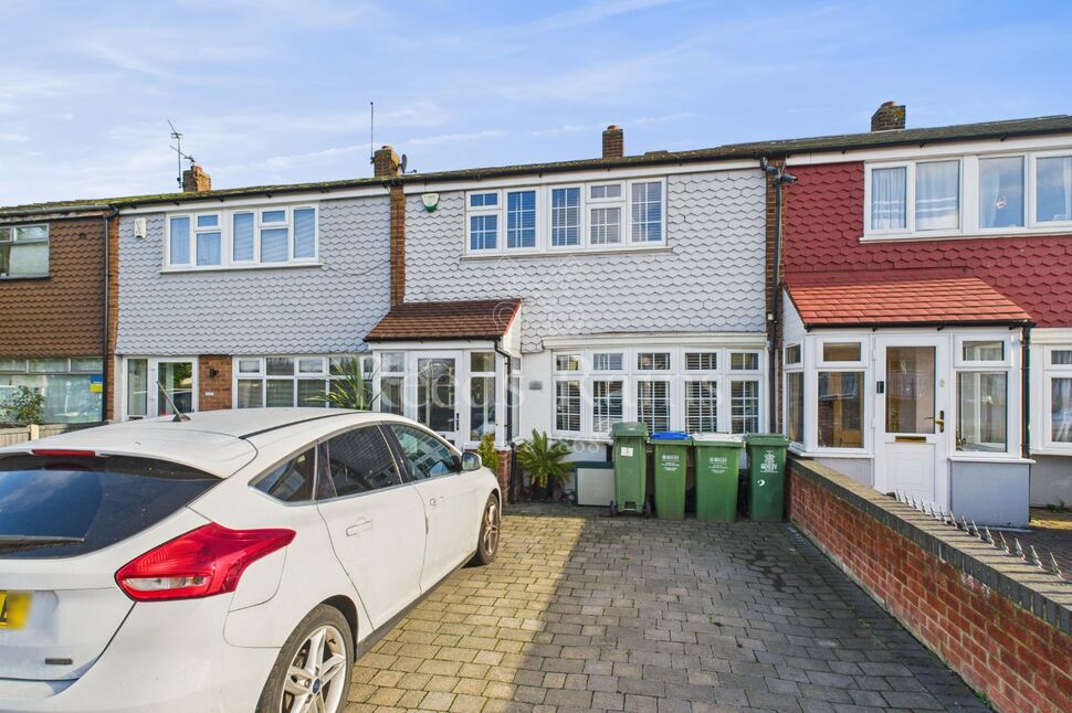 Main image of 3 bedroom Mid Terrace House for sale, Wickham Street, Welling, DA16