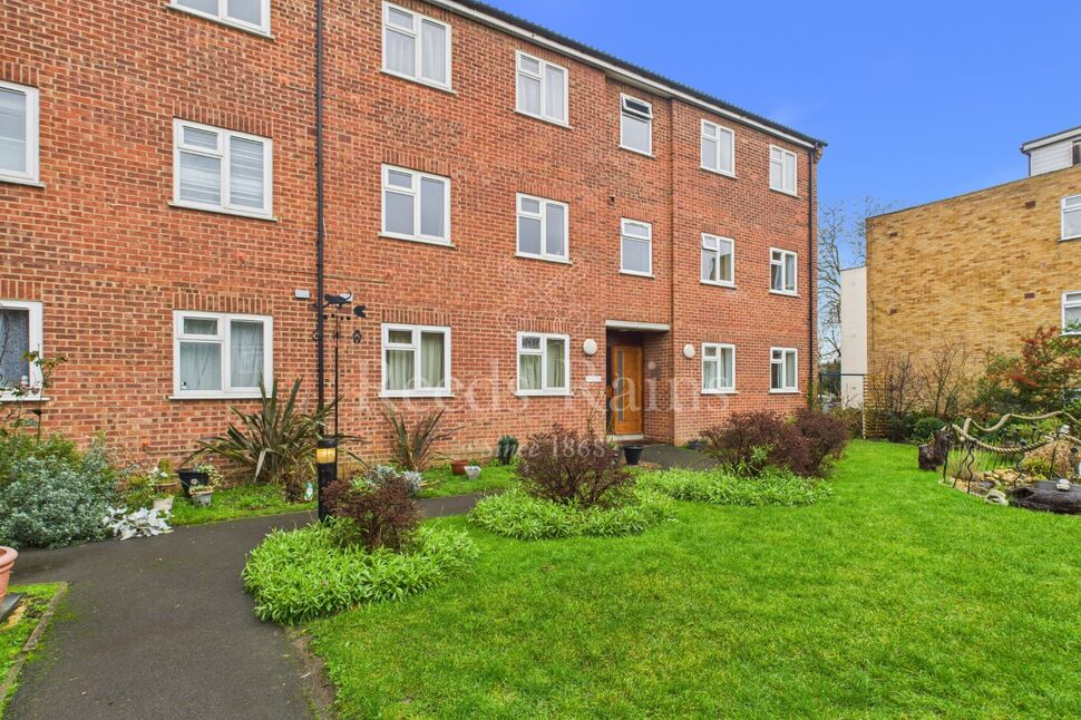 Main image of 2 bedroom Flat to rent, Taylors Close, Sidcup, DA14