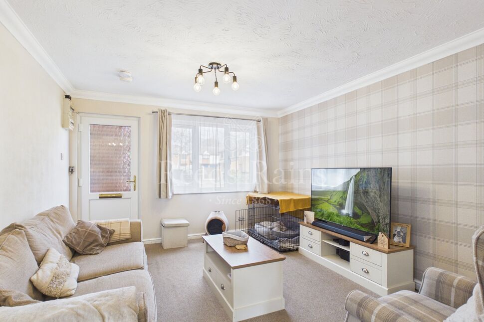 Lounge / Dining Room